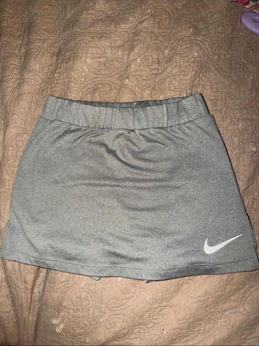 Nike Women's Light Gray Athletic Skort with White Swoosh